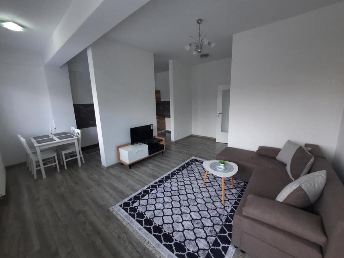 Apartman San Apartment บูโกลโน ภายนอก รูปภาพ